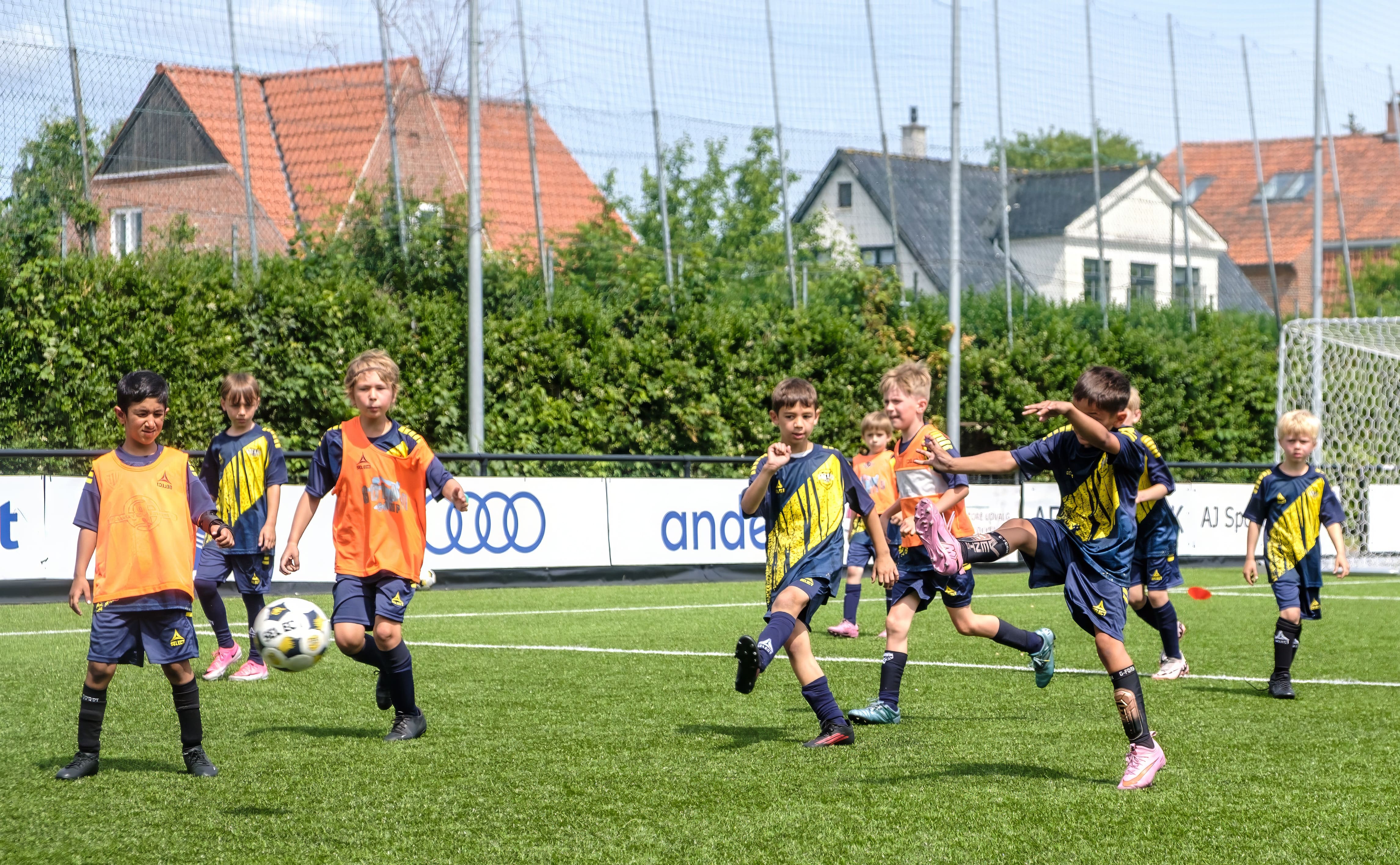 Spiller på fodboldbanen